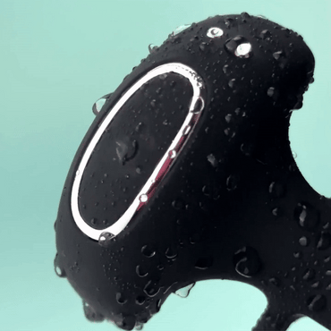 Love cage Vibrating penis sleeve - EdenSeduce