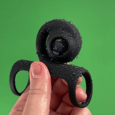 Love enhancer Vibrating penis sleeve - EdenSeduce