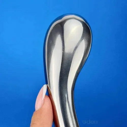 Pressure for pleasure Metal dildo - EdenSeduce