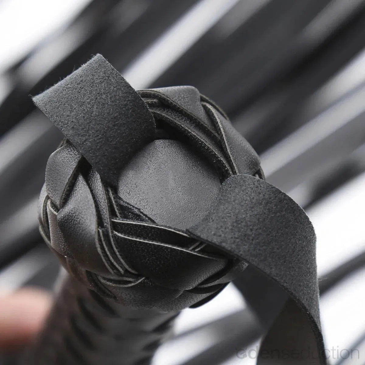 Bad girl whip Flogger - EdenSeduce