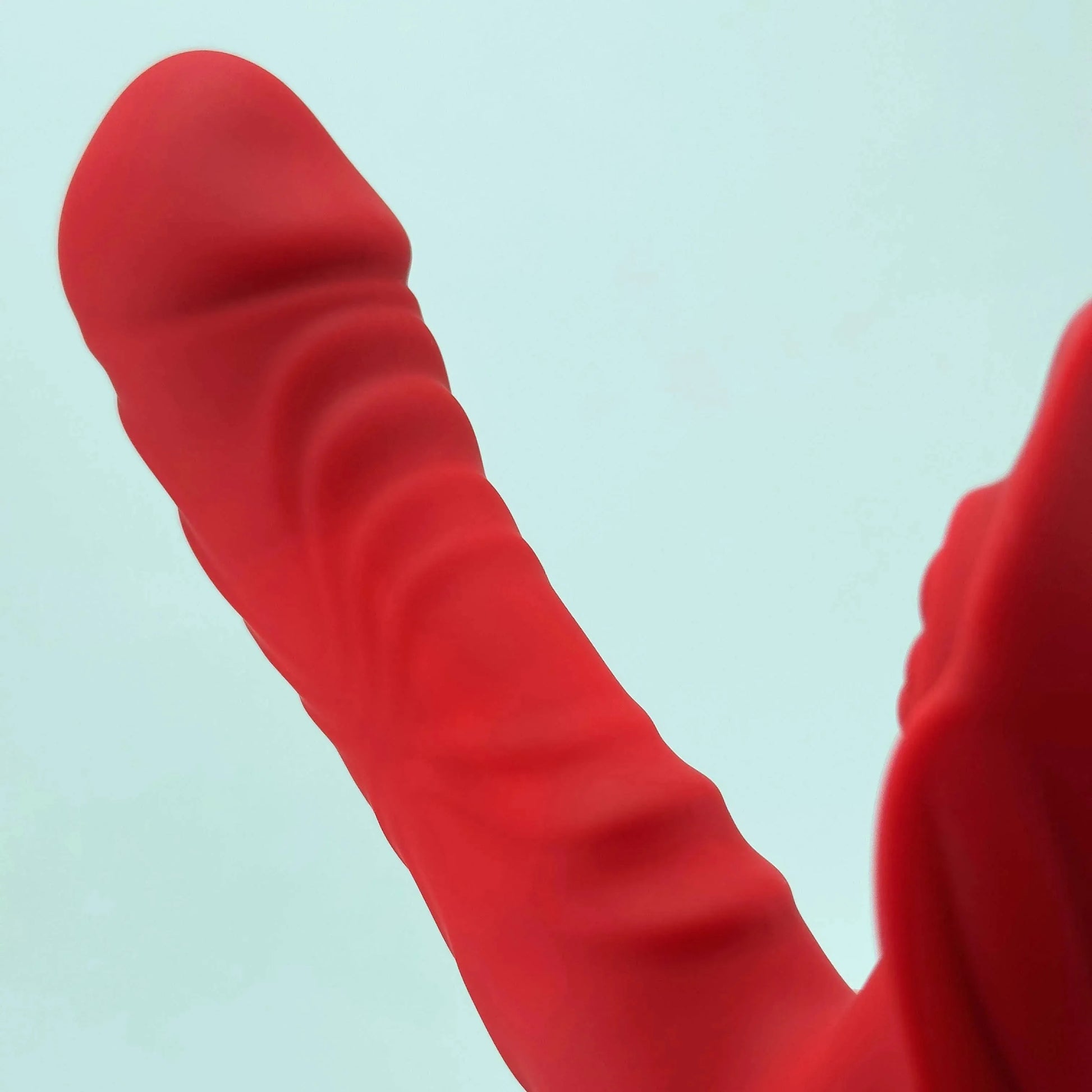 Dolce Wearable thrusting vibrator - EdenSeduce