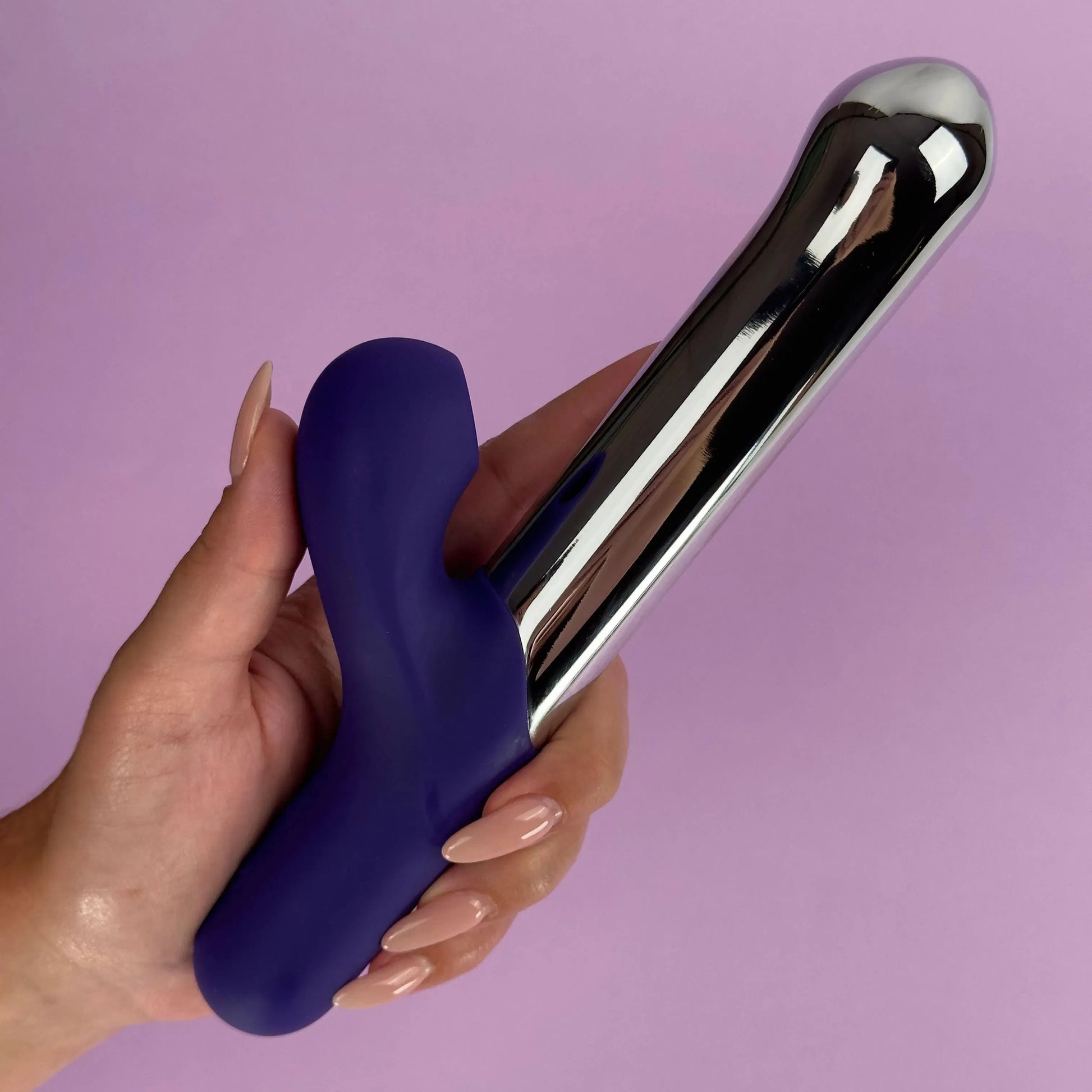 Sleek rabbit Clit sucking rabbit vibrator EdenSeduce Sleek rabbit Clit sucking rabbit vibrator EdenSeduce
