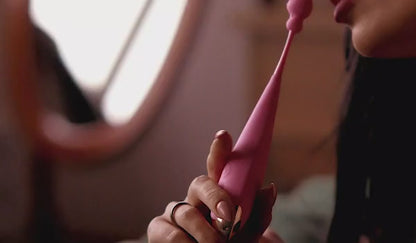 Vita Pinpoint clit vibrator